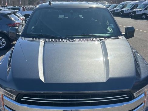 Used 2019 Ford F150 Lariat w/ Trailer Tow Package image 8