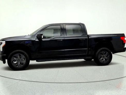 Used 2025 Ford F150 Lightning Lariat AWD/4WD image 8