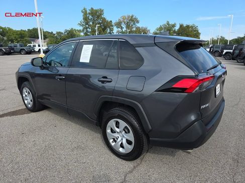 Used 2024 Toyota RAV4 LE FWD image 4