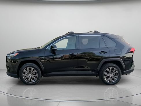 Used 2023 Toyota RAV4 XLE Premium AWD/4WD image 16