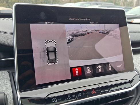 Used 2022 Jeep Compass Latitude w/ Sun and Sound Group image 27