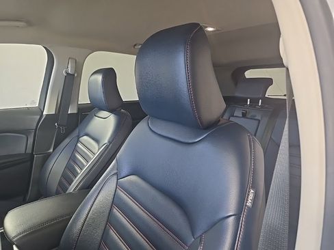 Used 2024 Ford Edge SEL w/ Sport Appearance Package image 14