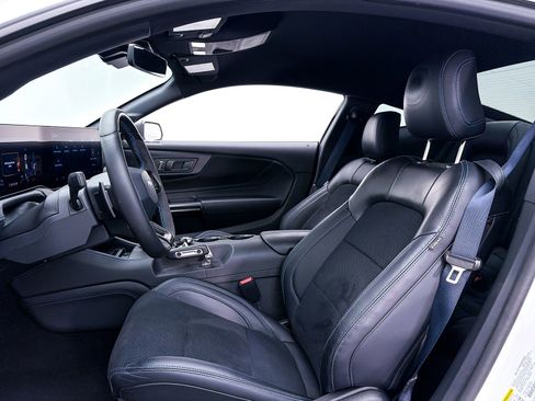 Used 2024 Ford Mustang Dark Horse RWD image 19