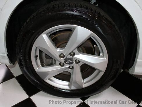 Used 2020 Audi Q3 2.0T Premium image 38