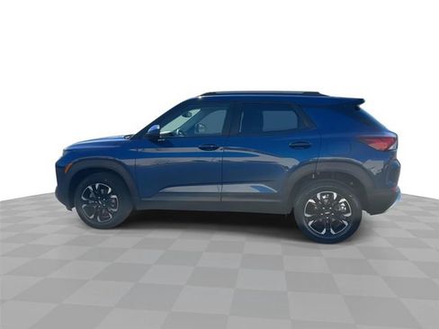 Certified 2023 Chevrolet TrailBlazer LT w/ Convenience Package image 5