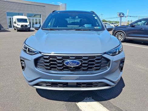 Used 2025 Ford Escape ST-Line Elite w/ Premium Technology Package AWD/4WD image 2