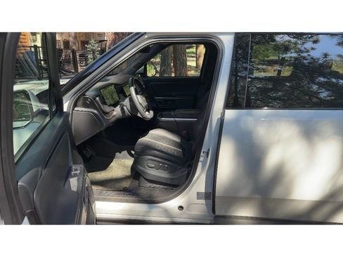 Used 2023 Rivian R1S Adventure AWD/4WD image 2