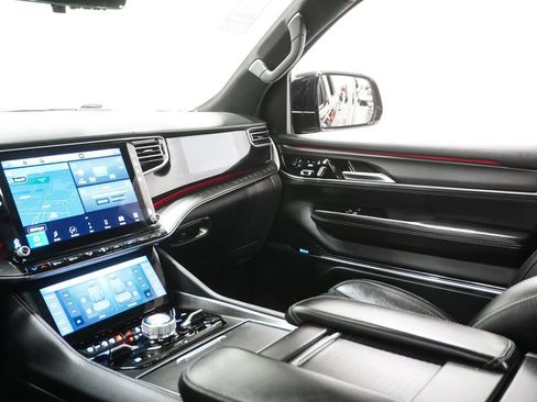 Used 2024 Jeep Grand Wagoneer L Series II w/ Quick Order Packagew 28T image 17