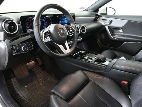 Certified 2019 Mercedes-Benz A 220 4MATIC image 4