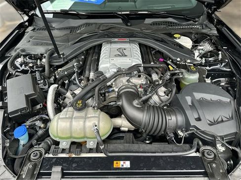 Certified 2020 Ford Mustang Shelby GT500 w/ Technology Package image 28