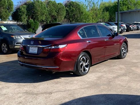 Used 2016 Honda Accord LX image 7