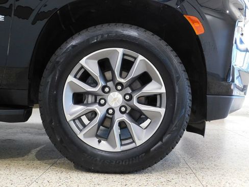 Used 2023 Chevrolet Tahoe LT w/ Luxury Package AWD/4WD image 91