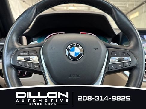 Used 2021 BMW 330i xDrive Sedan AWD/4WD image 23
