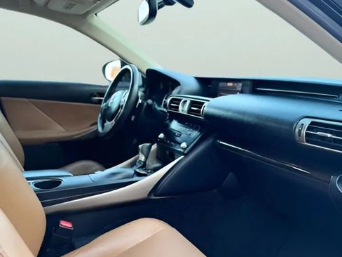 Used 2014 Lexus IS 250 w/ Luxury Package w/Brown Wood RWD image 21