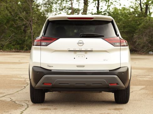 Used 2021 Nissan Rogue SV FWD image 6