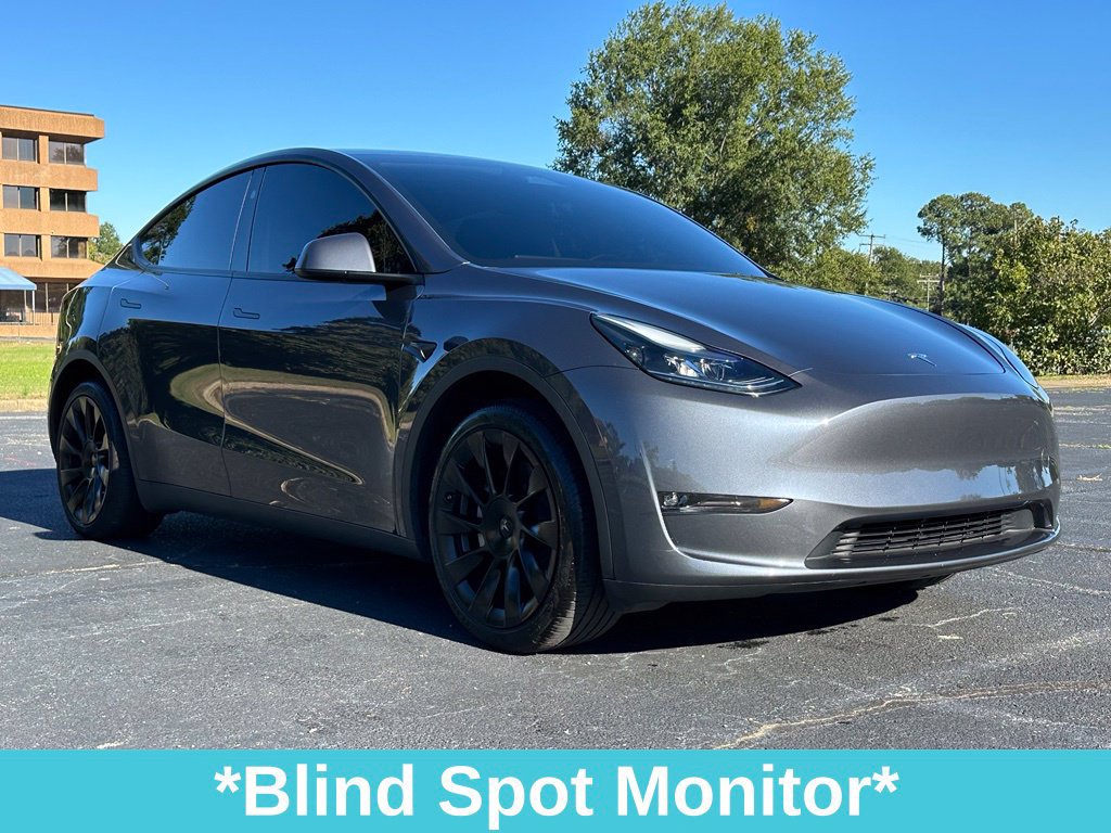 Used 2023 Tesla Model Y 2WD image 12