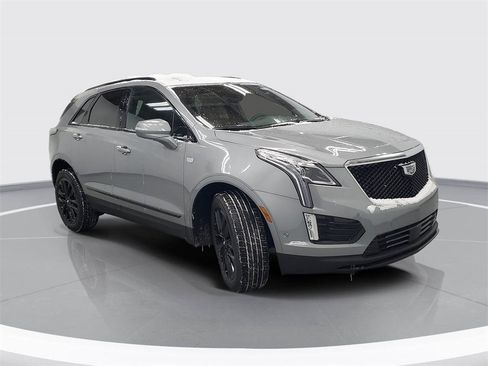 New 2026 Cadillac XT5 Sportv w/ LPO, Onyx Lite Package image 2