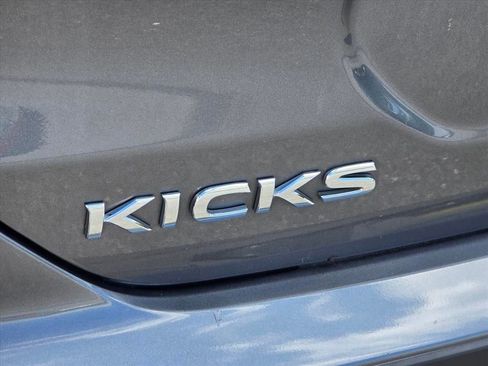 Used 2024 Nissan Kicks SV FWD image 15