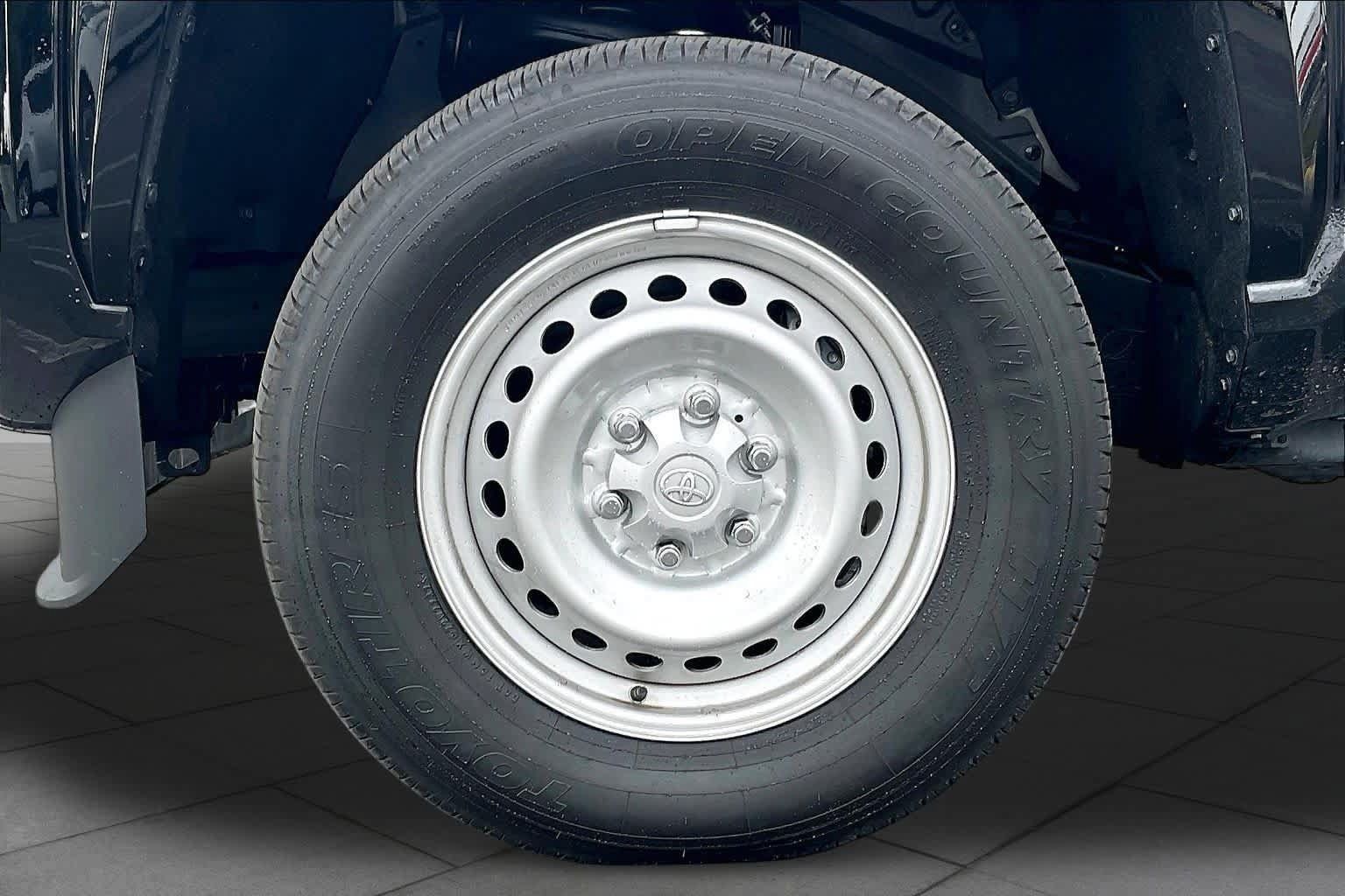 Used 2025 Toyota Tacoma SR RWD image 9