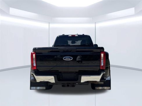 Used 2026 Ford F350 XLT AWD/4WD image 6