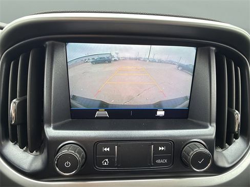 Used 2021 Chevrolet Colorado LT w/ Redline Special Edition image 31