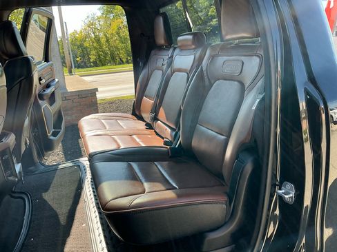 Used 2022 RAM 1500 Limited image 12