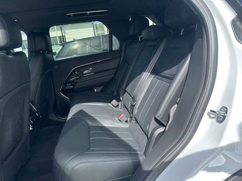 Used 2025 Land Rover Range Rover Sport Dynamic SE image 19