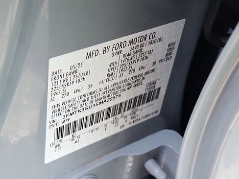 New 2025 Ford Mustang Mach-E Premium image 18