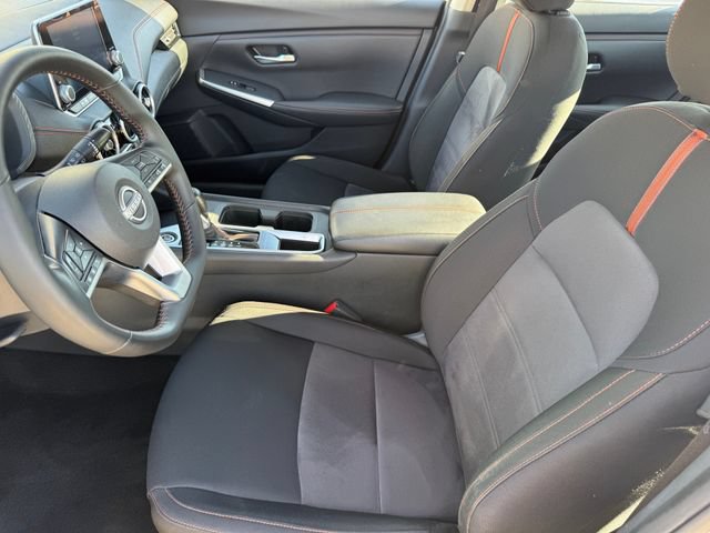 Used 2025 Nissan Sentra SR FWD image 10