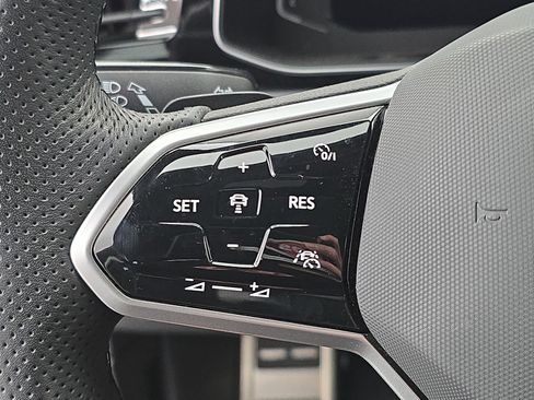 Certified 2025 Volkswagen Jetta GLI Autobahn w/ GLI Black Package image 16