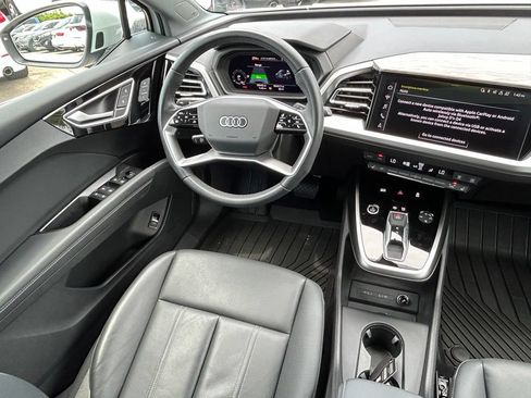 Used 2023 Audi Q4 e-tron Premium Plus w/ Premium Plus AWD/4WD image 8