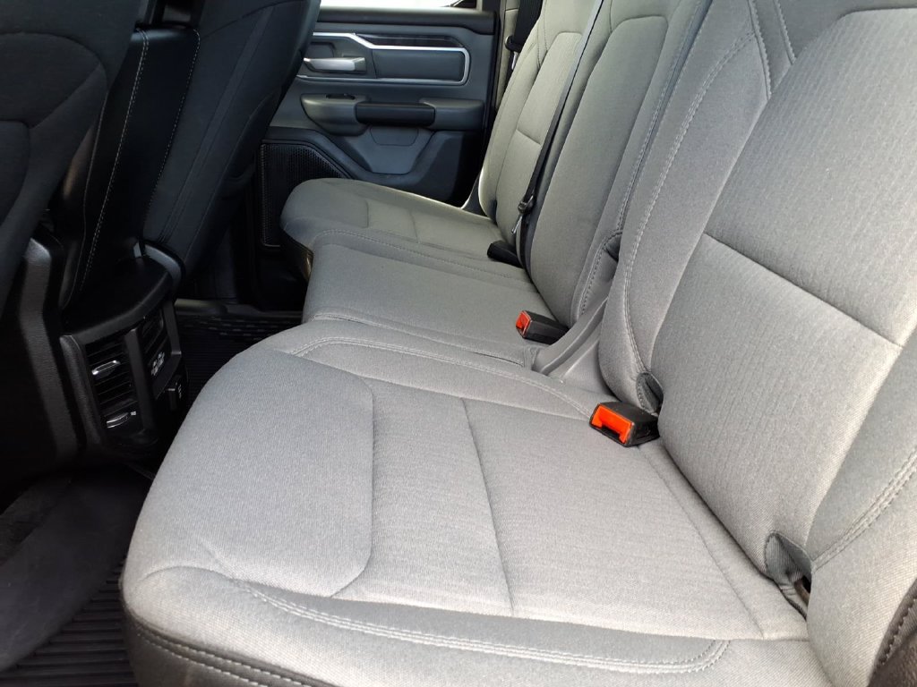 Used 2022 RAM 1500 Big Horn AWD/4WD image 16