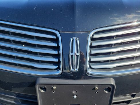 Used 2017 Lincoln MKC Reserve w/ Lincoln MKC Climate Package image 15