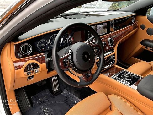 Certified 2021 Rolls-Royce Ghost image 13