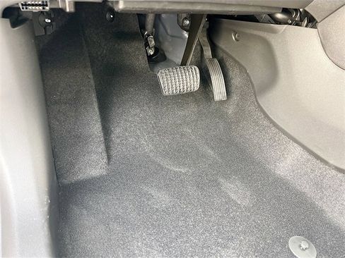 New 2026 Buick Encore GX Avenir w/ Avenir Technology Package image 14