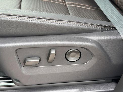New 2026 Chevrolet Silverado 1500 High Country AWD/4WD image 10