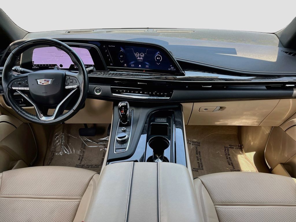 Certified 2022 Cadillac Escalade Premium Luxury w/ Performance Package AWD/4WD image 30