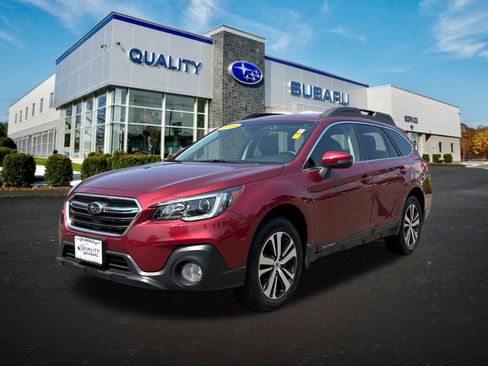 Used 2019 Subaru Outback 2.5i Limited AWD/4WD image 1