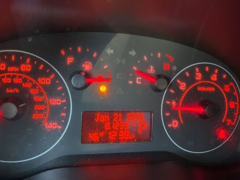 Used 2018 RAM ProMaster City Tradesman image 13