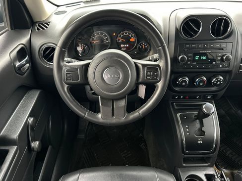 Used 2016 Jeep Patriot Sport image 16