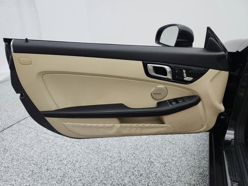 Used 2020 Mercedes-Benz SLC 300 image 15