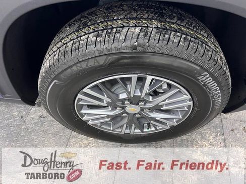 New 2026 Chevrolet Traverse LT w/ Driver Confidence Package image 19