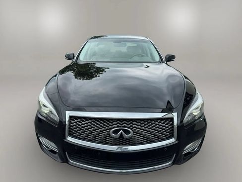 Used 2015 INFINITI Q70 3.7 RWD image 3
