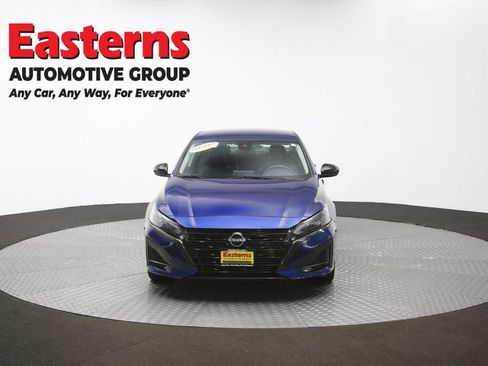 Used 2023 Nissan Altima 2.5 SR FWD image 51