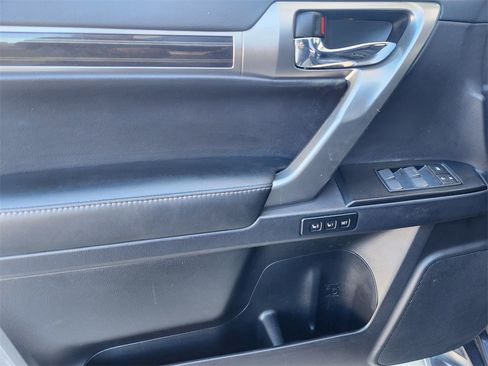 Used 2022 Lexus GX 460 Premium image 21