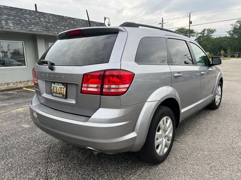 Used 2018 Dodge Journey SE FWD image 15