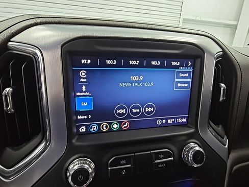 Used 2021 GMC Sierra 1500 SLT w/ SLT Premium Package image 14