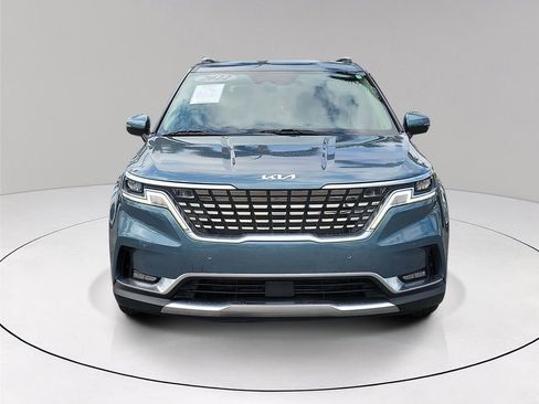 Used 2022 Kia Carnival SX image 2