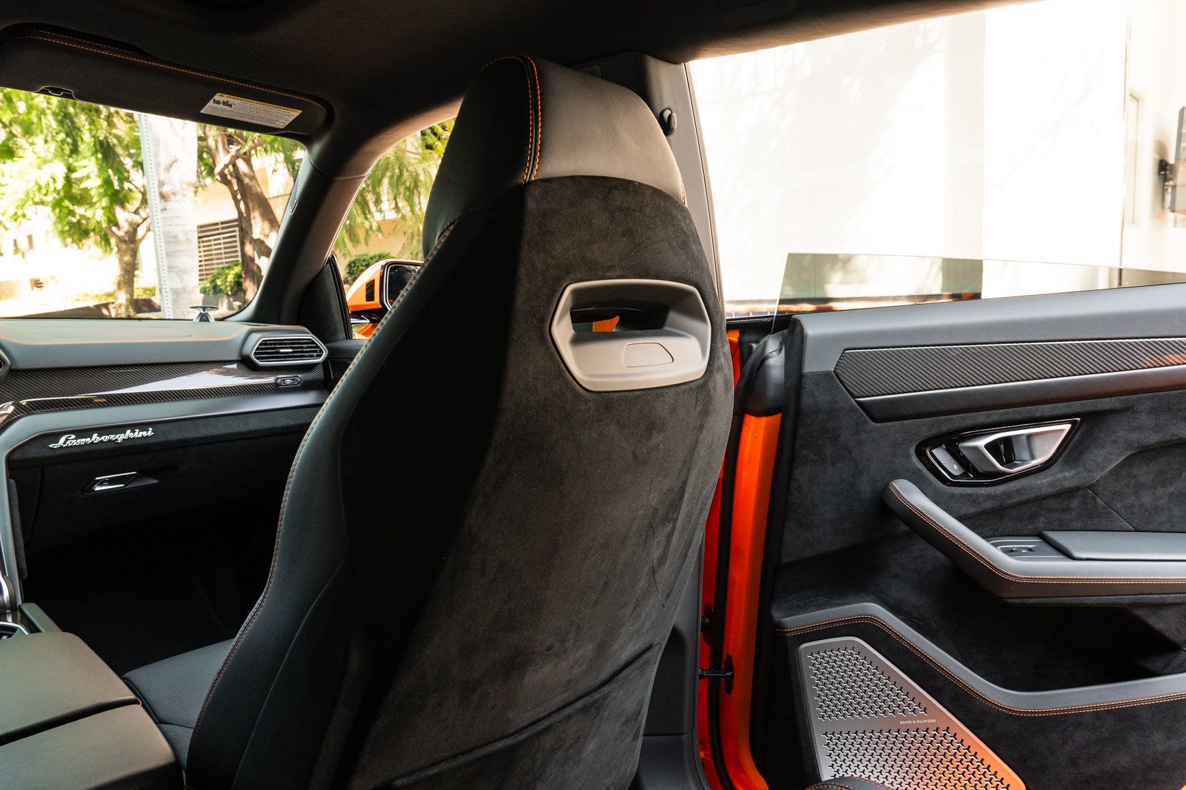 Used 2024 Lamborghini Urus Performante AWD/4WD image 53