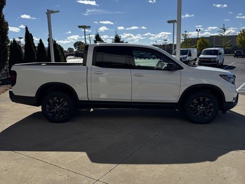 New 2026 Honda Ridgeline Sport image 2